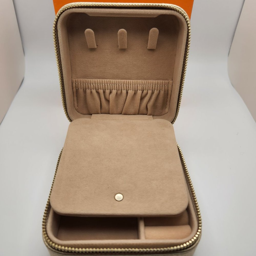 Leather Travel Jewelry Box by Italian Designer Campo Marizo - Gold - Picture 2 of 10